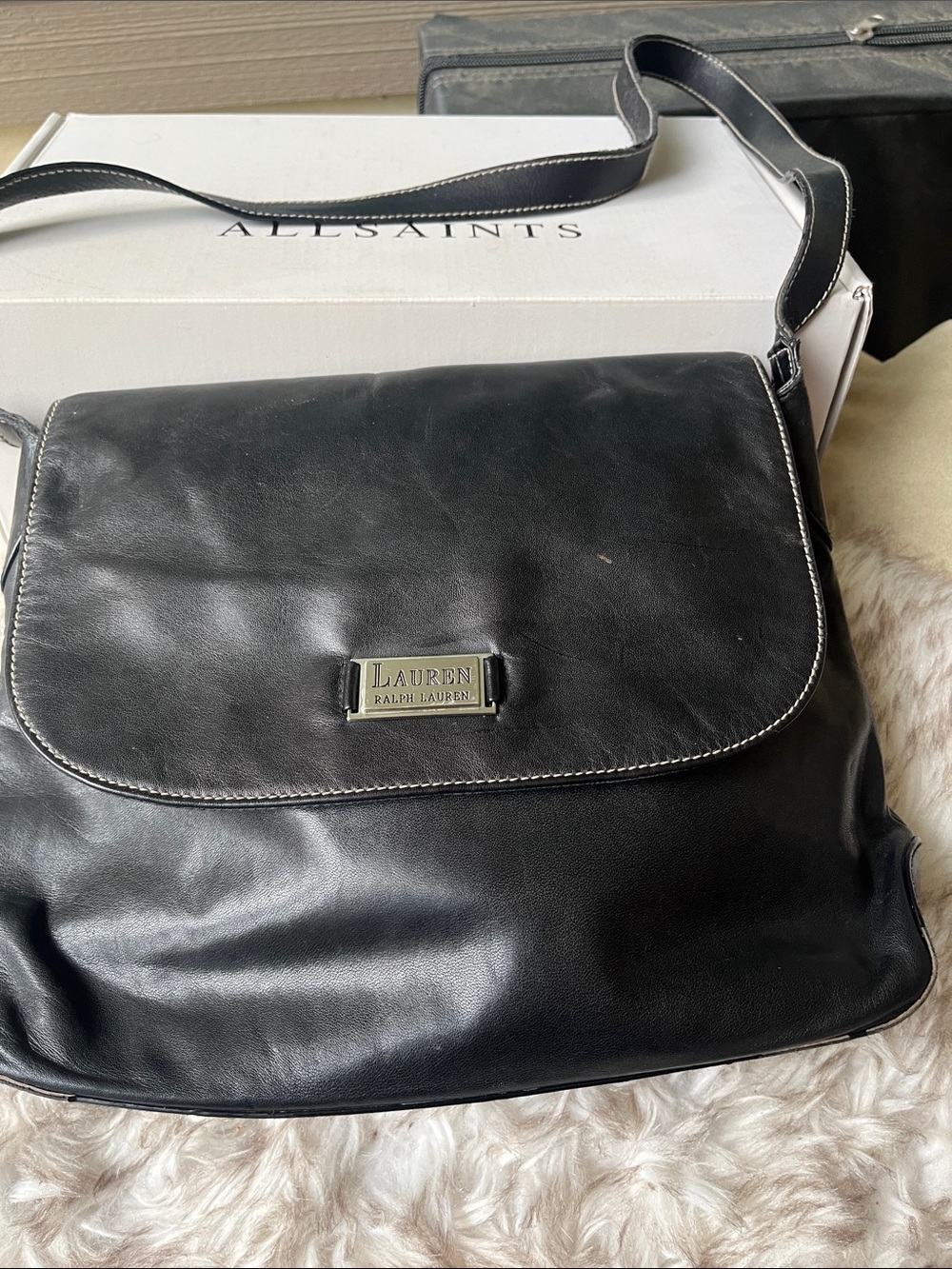 Lauren Ralph Lauren Black Leather Messenger Bag with Contrast Stitching